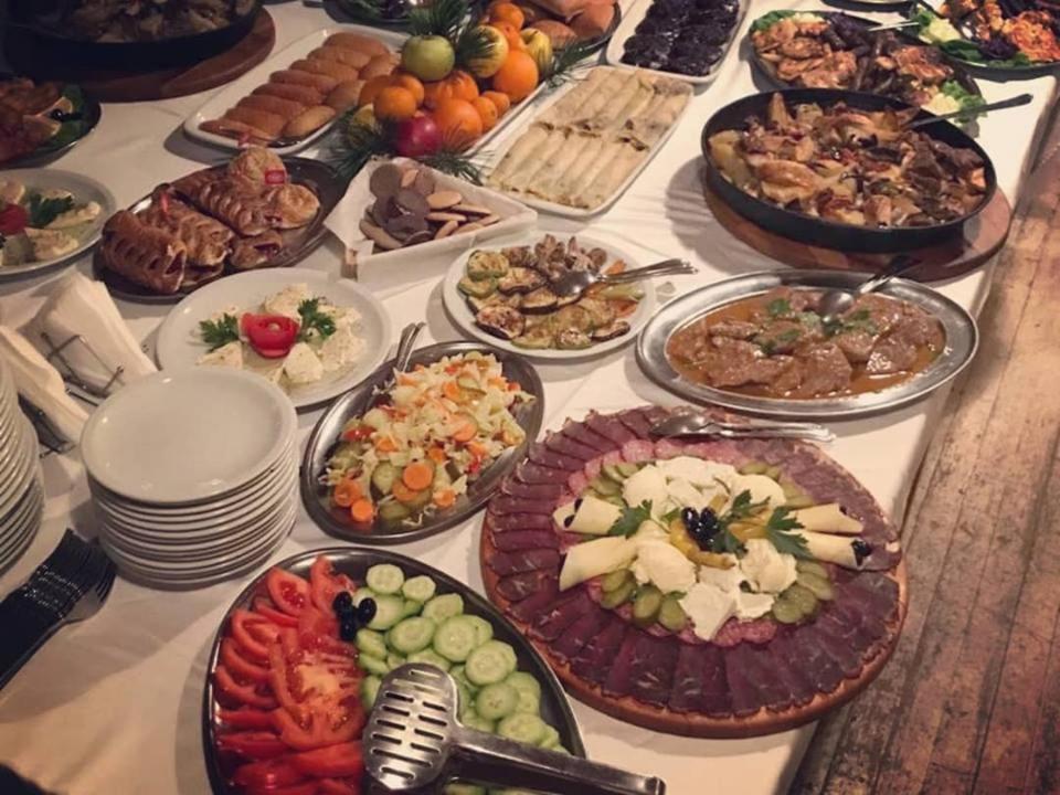 מוסטר Hotel Snjezna Kuca - Nature Park Of Bosnia Herzegovina מראה חיצוני תמונה