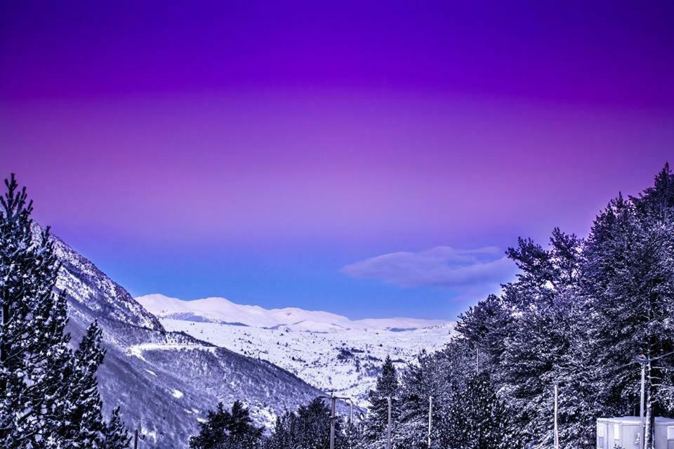מוסטר Hotel Snjezna Kuca - Nature Park Of Bosnia Herzegovina מראה חיצוני תמונה
